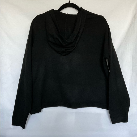 Sweet Romeo Black and Cream Skull Sweatshirt - Picture 2 of 7